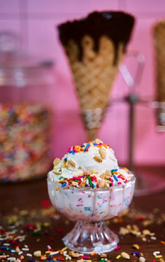 4 خطوات لعمل الآيس كريم فى المنزل.