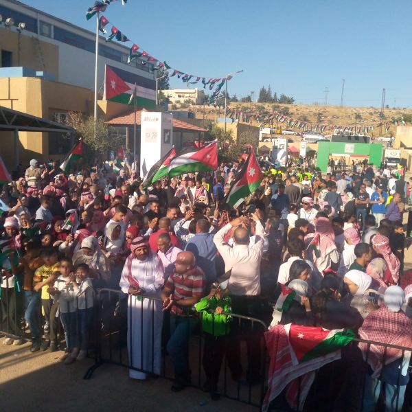 فاعليات رسمية وشعبية في البلقاء تواصل احتفالاتها بعيد الاستقلال