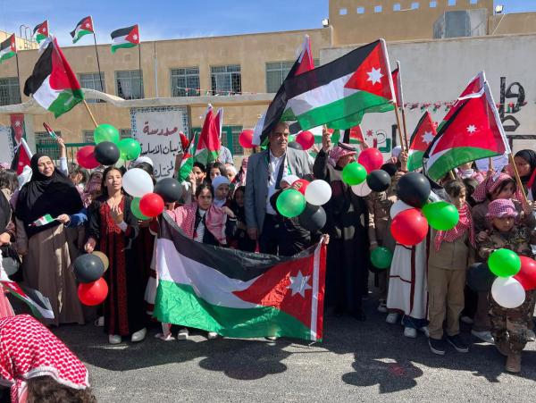 بلديات محافظة مادبا تتزين احتفالا بعيد الاستقلال