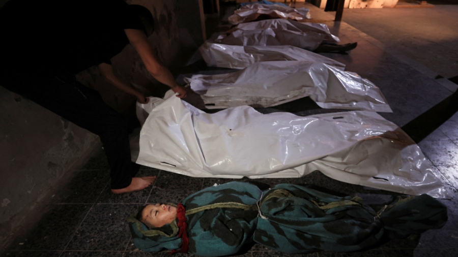 25 شهيدا في قصف الاحتلال مدرسة تؤوي نازحين في مدينة غزة