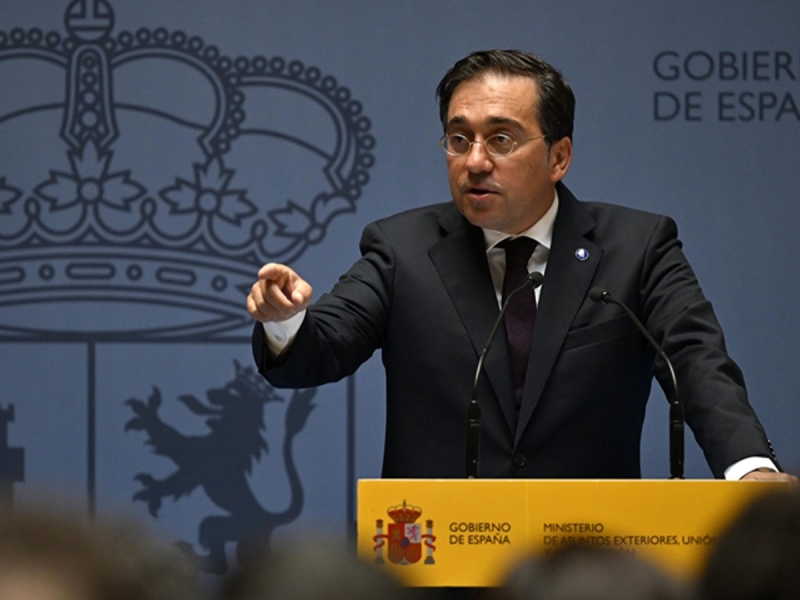 إسبانيا تدعو لفرض حظر دولي على تصدير الأسلحة لإسرائيل