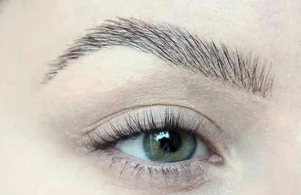 بخطوات بسيطة.. حضّري صابون جل لتمشيط الحواجب في المنزل