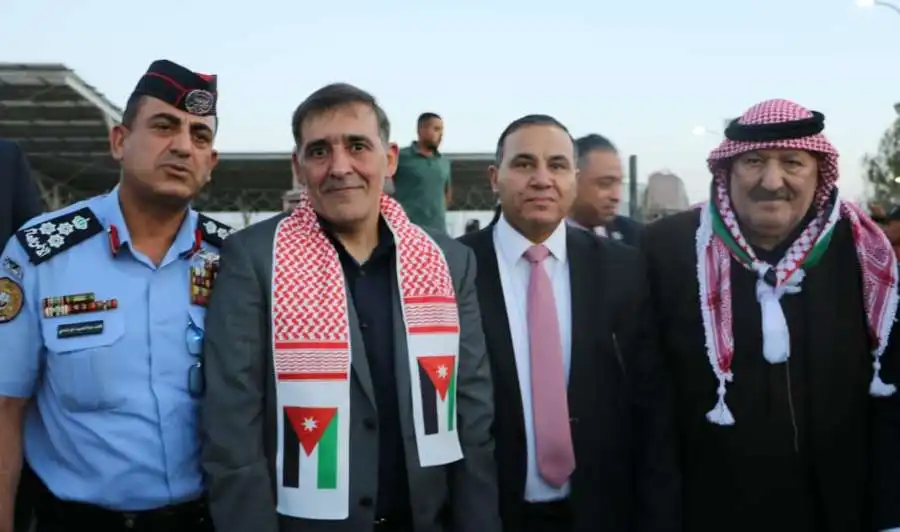 جامعة الزرقاء تشارك في فعاليات محافظة الزرقاء بعيد الاستقلال الـ79