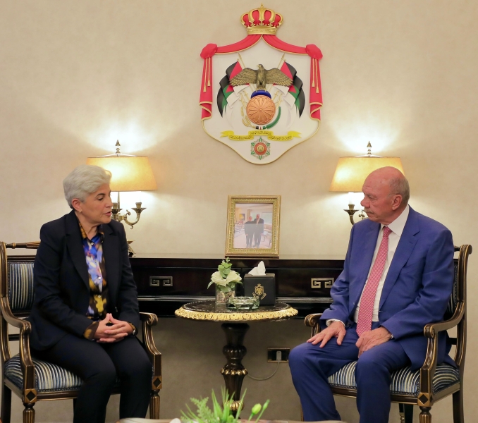 رئيس مجلس الأعيان يلتقي السفيرة التونسية