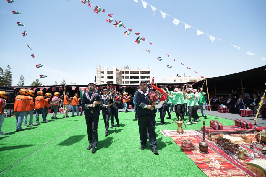 فاعليات اقتصادية تواصل احتفالاتها بعيد الاستقلال الـ79