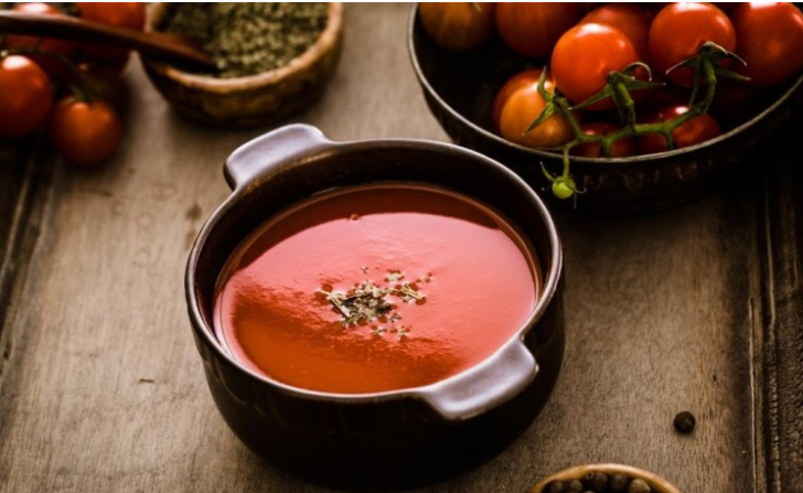 شوربة الطماطم الإيطالية