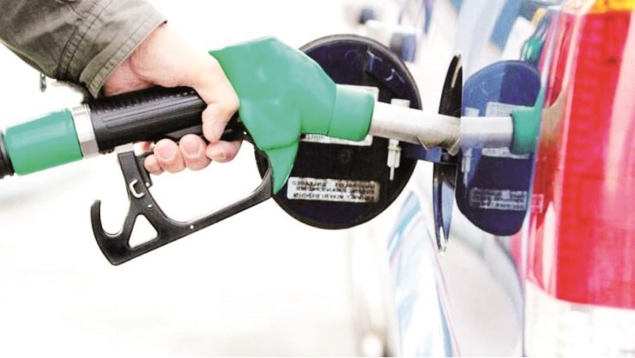 ترجيح خفض أسعار المحروقات 2