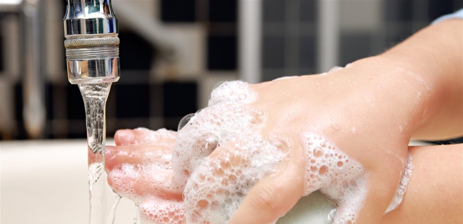 أخطاء شائعة في غسل اليدين تنشر الجراثيم والفيروسات