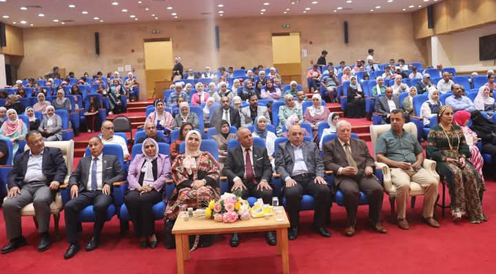 فاعليات رسمية وشعبية تواصل احتفالاتها بعيد الاستقلال الـ79