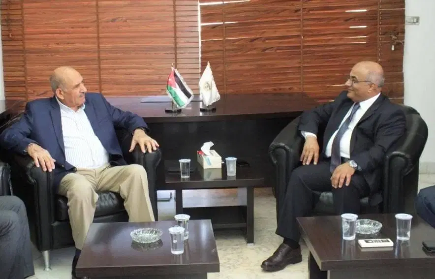 الذنيبات يؤكد اهمية الاعلام في ايصال الحقيقة وتشكيل الوعي العام – صور