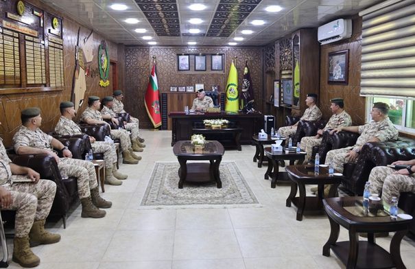 رئيس هيئة الأركان المشتركة يزور قيادة المنطقة العسكرية الشرقية