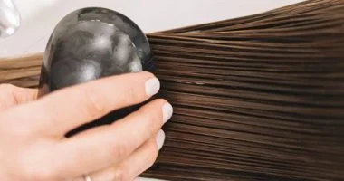 3 ماسكات طبيعية تخلصك من تقصف الشعر.. استعدى لإجازة العيد