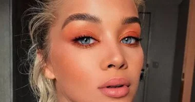 5 ألوان ظلال مناسبة للعيون الزرقاء.. إذا كنتي محتارة ومش عارفة المناسب