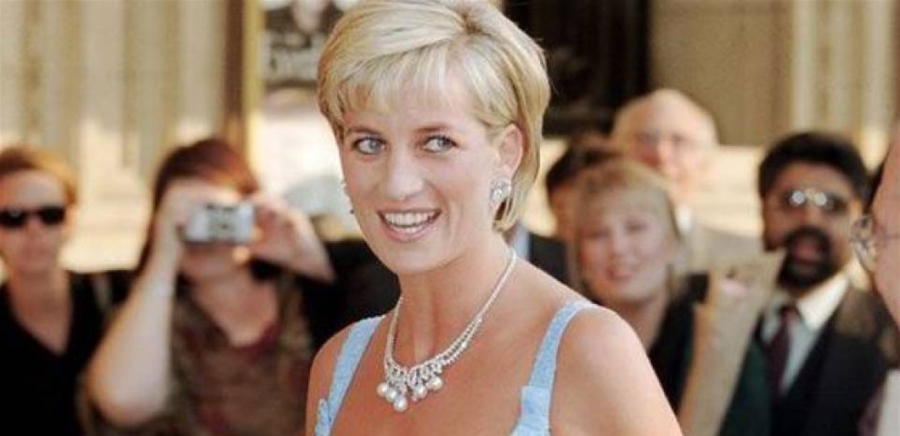 صورٌ تُوثّق ما جرى في منزل طفولة الأميرة ديانا... وهذا ما كشفه شقيقها