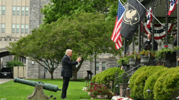 معيار ترامب الذهبي للعلم يثير جدلا وسط الباحثين الأميركيين