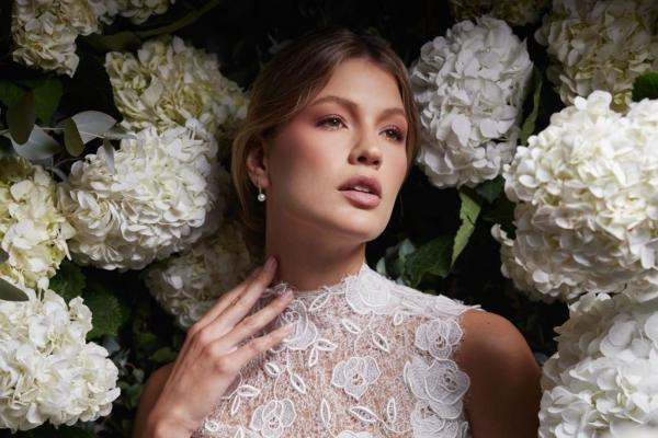 مكياج العروس في 2025: عودة للنعومة الطبيعية