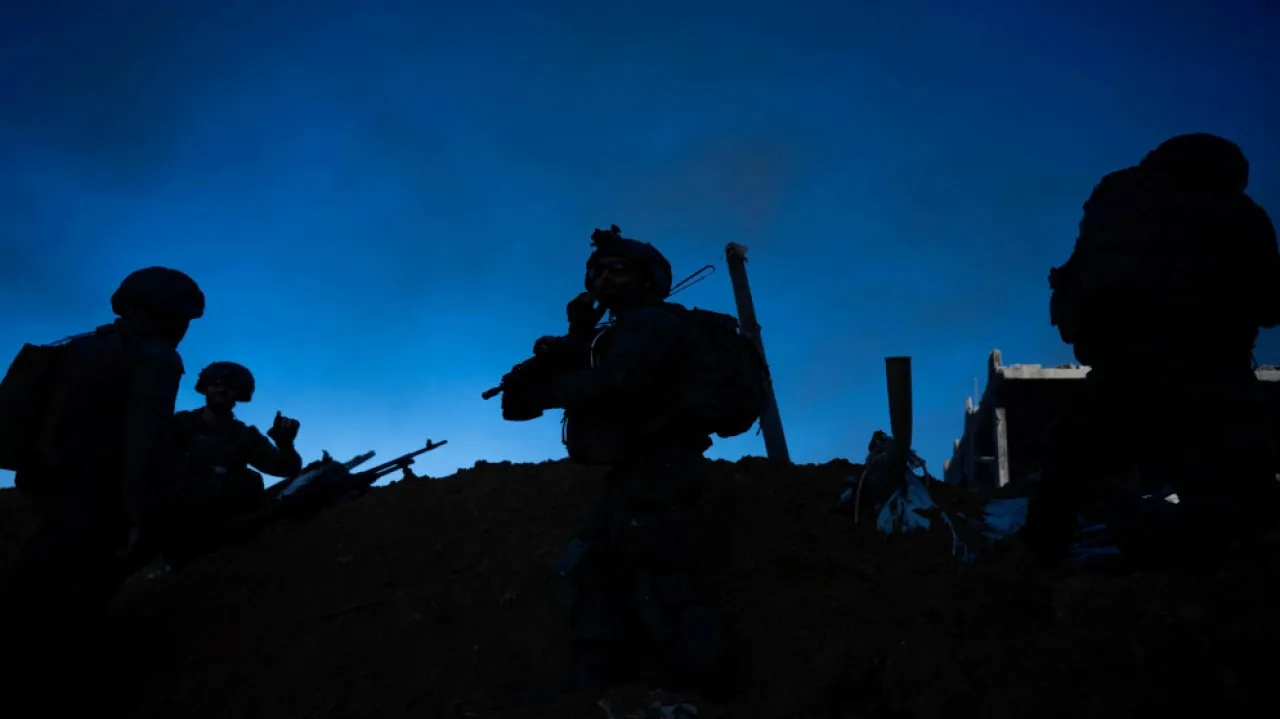 الاحتلال يعلن اعتراض صاروخ من اليمن بعد دوي صفارات الإنذار