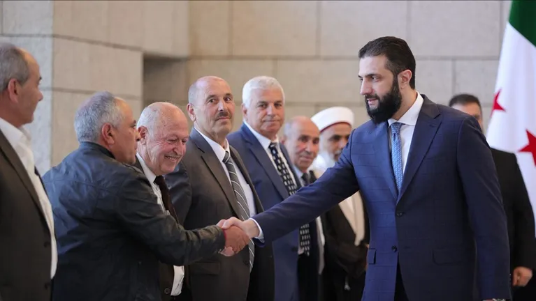 تفاصيل لقاء الشرع بممثلين عن محافظة السويداء