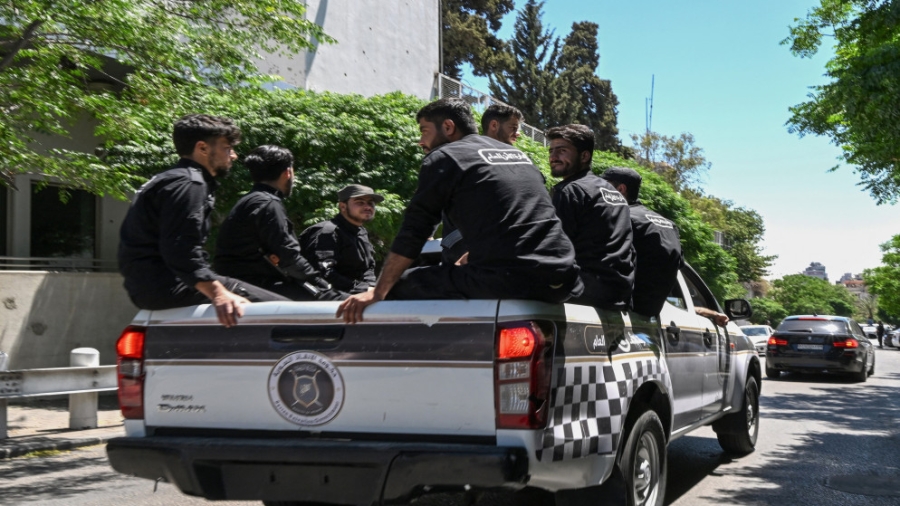 داعش يتبنى أول هجوم ضد القوات السورية الجديدة منذ سقوط الأسد