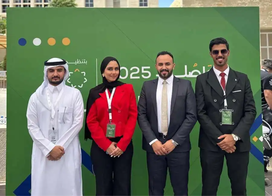 طلبة جامعة الزرقاء يشاركون في منتدى تواصل 2025 برعاية ولي العهد
