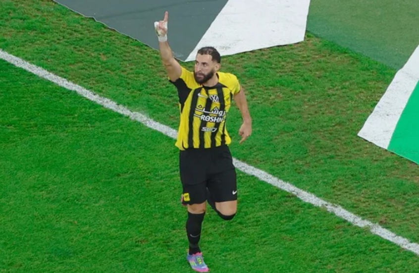 ثنائية بنزيما في شباك القادسية تقود اتحاد جدة للتتويج بكأس السعودية