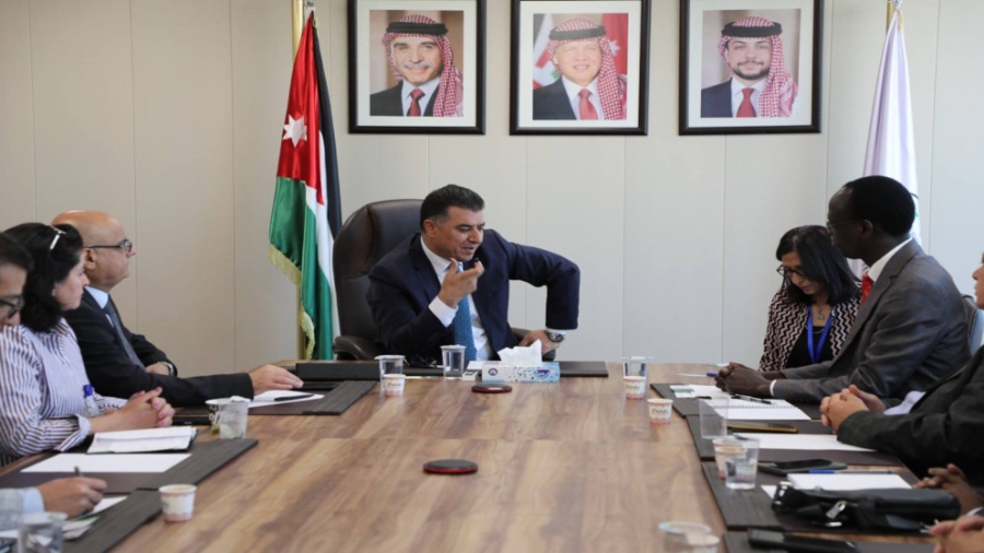 السفير عبد الغني يقدم أوراق اعتماده للرئيس النيبالي