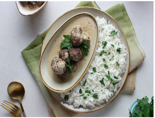 كرات الكفتة بالصوص السويدىِ