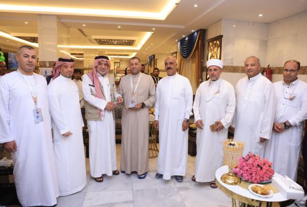 الخلايلة يتفقد بعثة الحج العسكرية