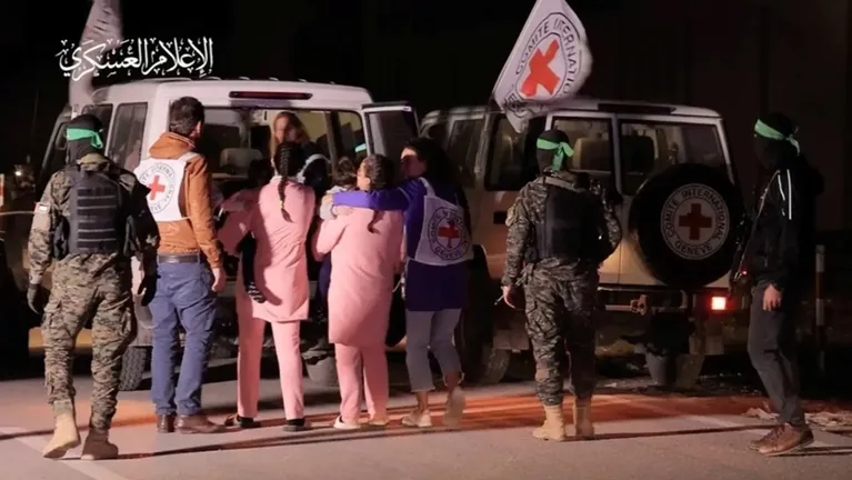 مصدر أمني إسرائيلي: قررنا التفاوض مع حماس دون إرسال وفود