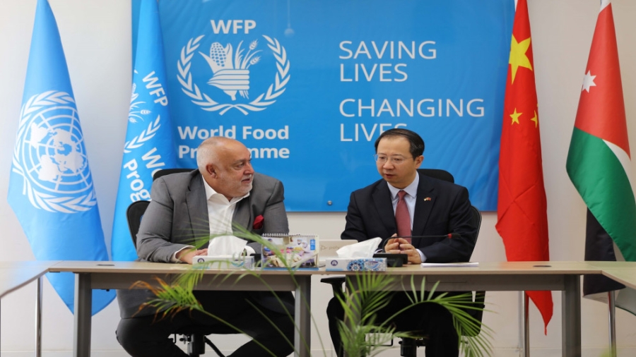 الصين توفر وجبات لـ30#44;000 طالب في مخيمي الزعتري والأزرق للعام المقبل