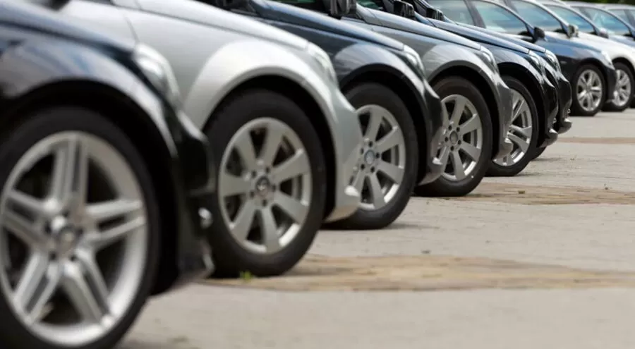 تراجع في التخليص على المركبات من المنطقة الحرة الزرقاء بنسبة 17 خلال خمسة أشهر من 2025