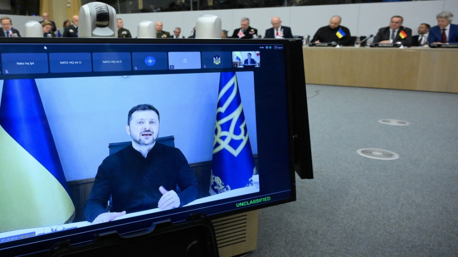 زيلينسكي: يجب إجبار روسيا على اللجوء إلى الدبلوماسية