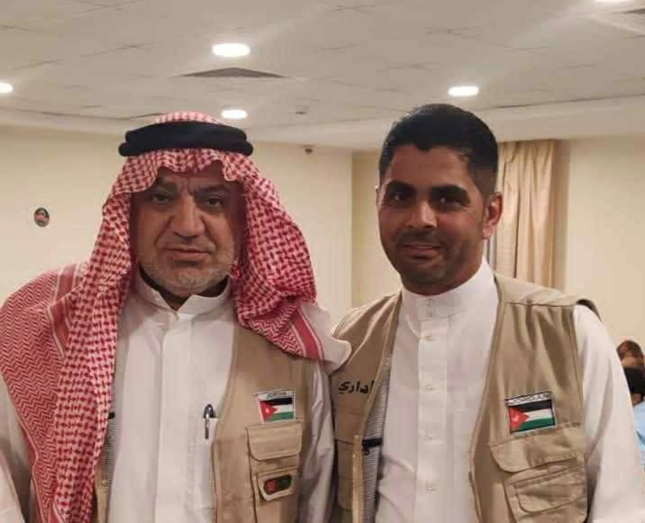 وزير الأوقاف يفتح مكتبه في مكة لموظف لتلقي العزاء بوفاة والده