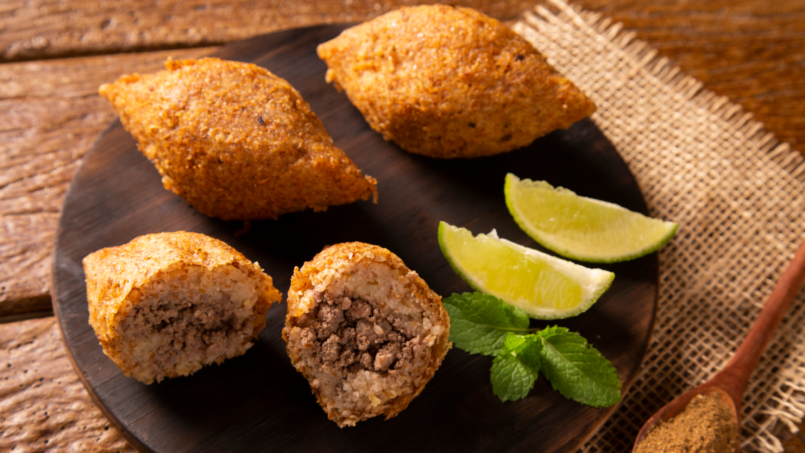 كبة البطاطا باللحم.. وصفة لذيذة بخطوات سهلة