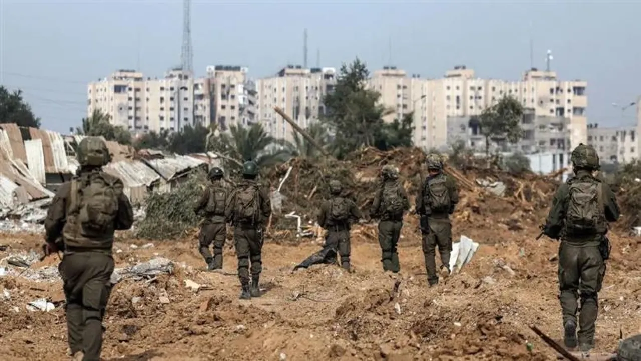 إعلام إسرائيلي: كمين خان يونس يكشف أن في كل منزل عبوة مفخخة