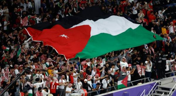 فعاليات وعرض مباراة المنتخب أمام العراق على شاشات كبيرة الثلاثاء