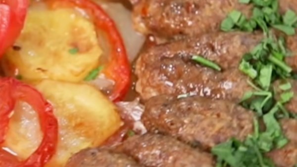 طريقة عمل صينية كفتة بالبرغل بمذاق لا يقاوم