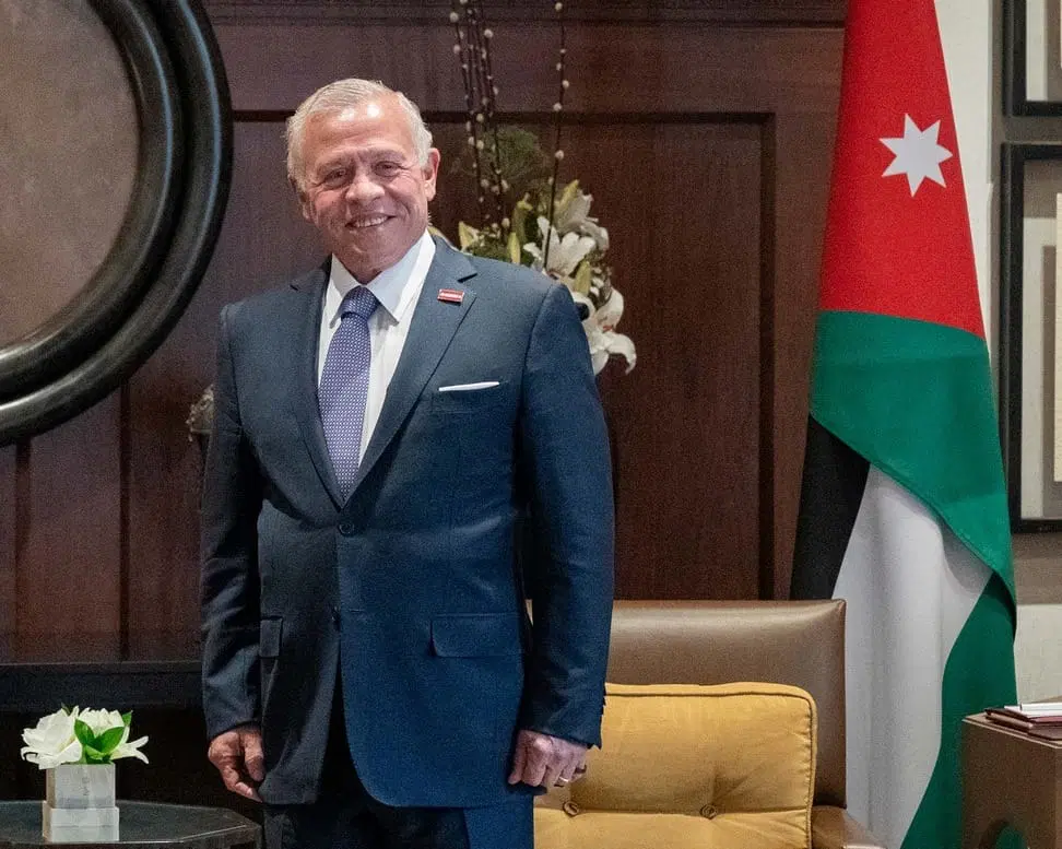 النقليات السياحية جت تهنئ جلالة الملك بعيد الجلوس الملكي وذكرى الثورة العربية الكبرى ويوم الجيش