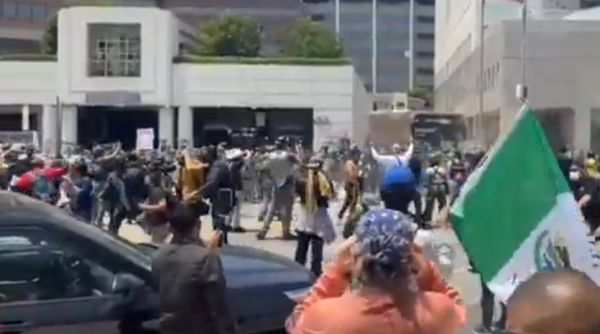 مدعي عام كاليفورنيا: سنقاضي إدارة ترامب بسبب نشر الحرس الوطني