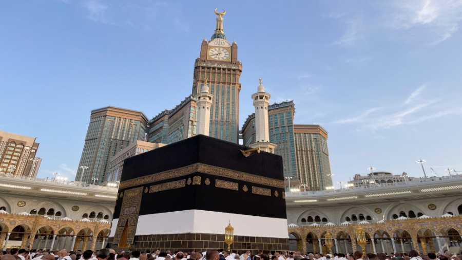 السعودية تعلن بدء موسم العمرة وفتح إصدار التأشيرات