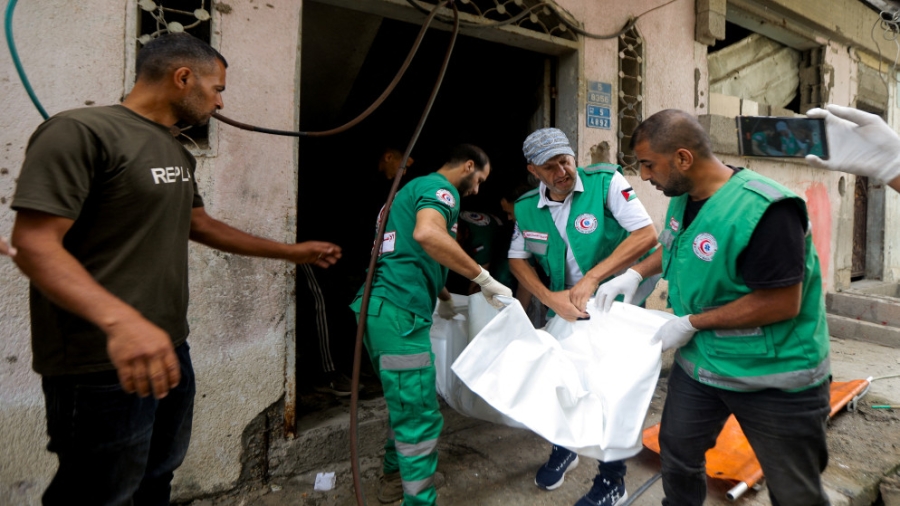 الدفاع المدني في غزة: 42 شهيدا على الأقل بغارات إسرائيلية منذ فجر الأربعاء