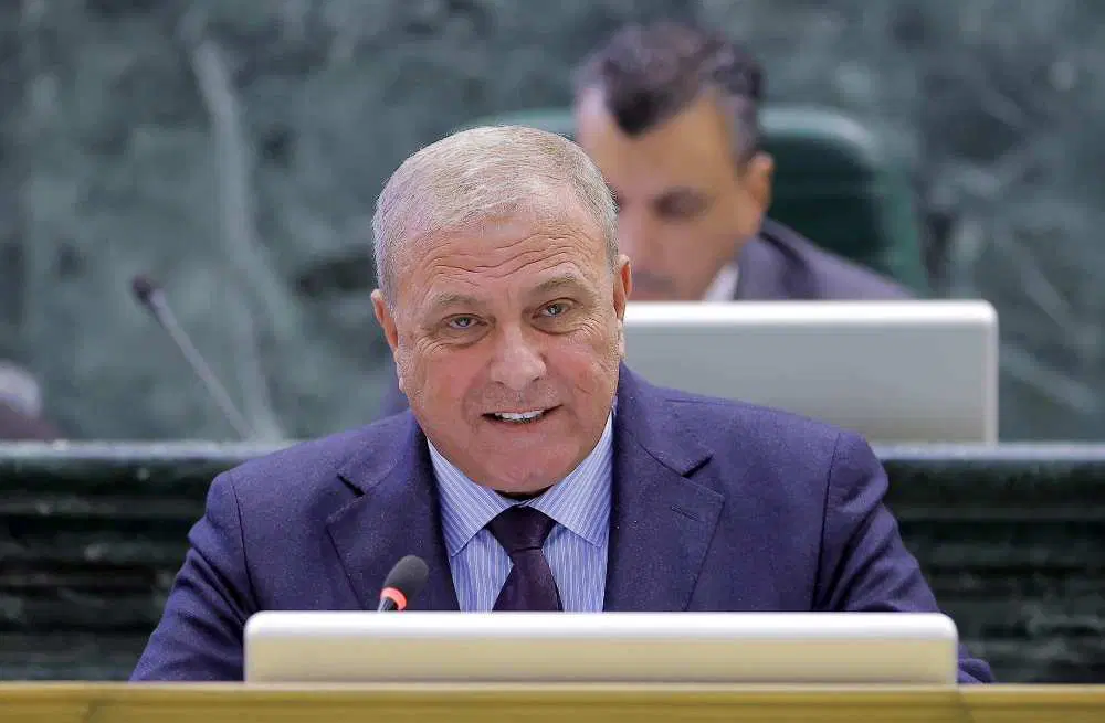 عطية يسأل حسّان والمصري عن العفو العام ومشاريع أوقف تنفيذها