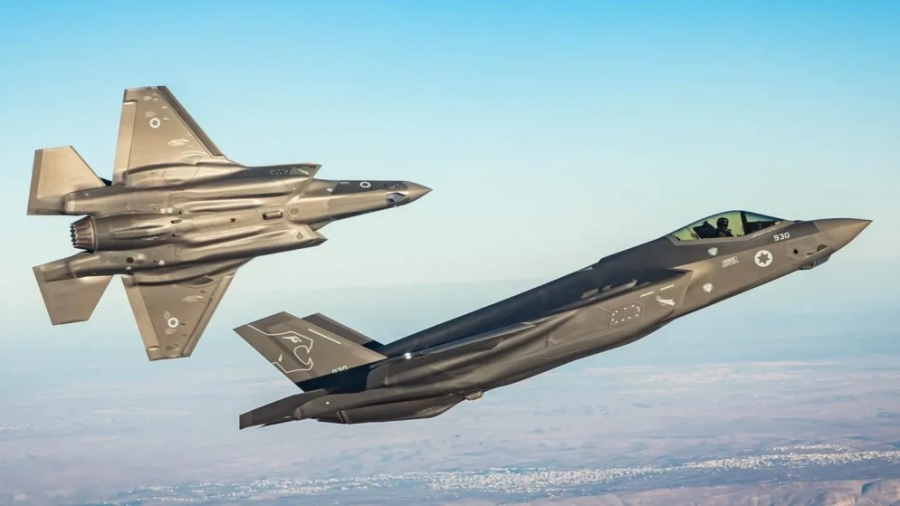 ترامب: نخرج موظفين أميركيين من الشرق الأوسط بسبب خطر محتمل