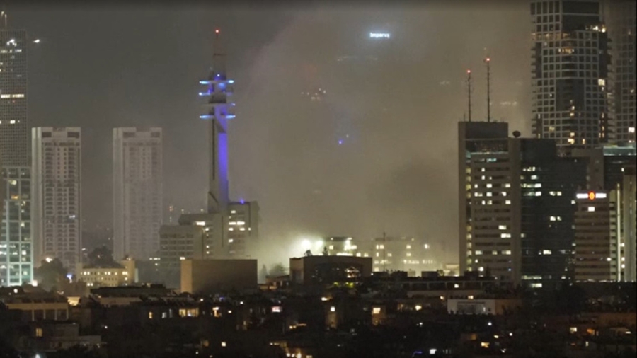 جيش الاحتلال الإسرائيلي: أنظمة الدفاع تعمل على اعتراض التهديد