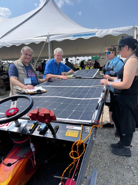 العربية للطاقة المتجددة تشارك بسباق القوارب الشمسية في ولاية اوهايو