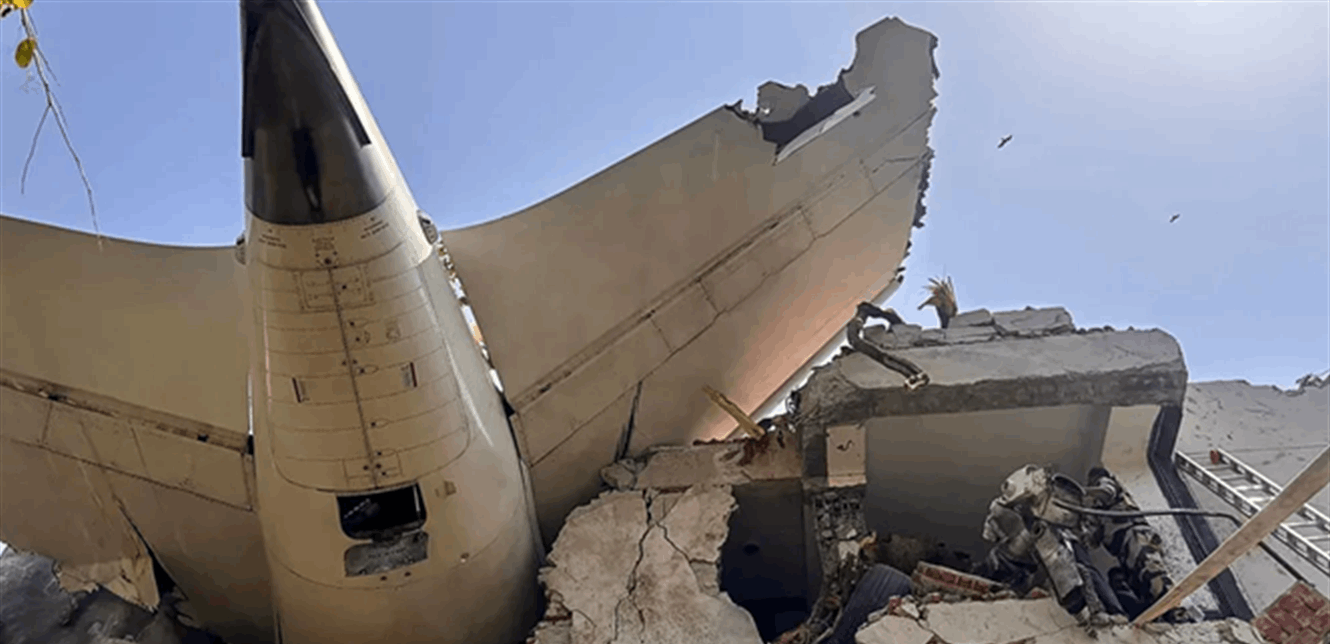 ما سبب سقوط الطائرة الهنديّة؟... محلل حوادث يكشف التفاصيل