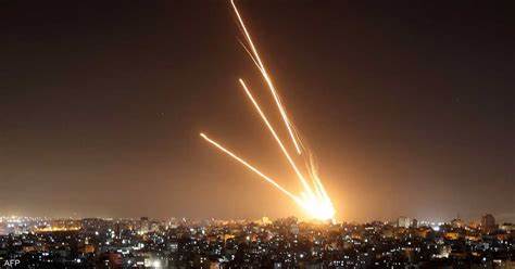 وسائل إعلام إسرائيلية تؤكد بدء سلاح الجو الإسرائيلي هجمات جديدة على إيران