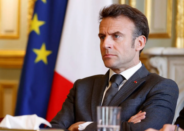 الرئيس الفرنسي: وجودنا العسكري في الشرق الأوسط بحالة تأهب