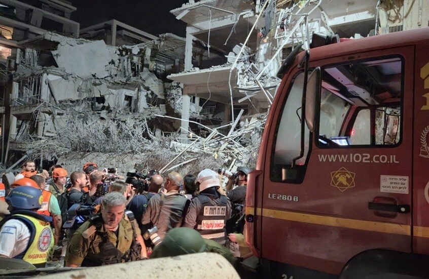 الجيش الإسرائيلي: اعترضنا عددا من الصواريخ الإيرانية في سماء تل أبيب