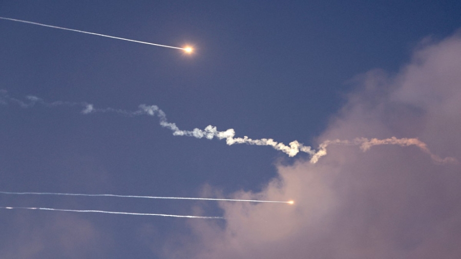 الجيش الإسرائيلي: إطلاق صواريخ من إيران صوب إسرائيل